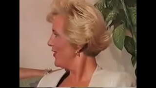 بالغ 50 سال, او, زنان شاخی داغ