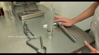 ���ედდა voracious ტრაკი eats girl