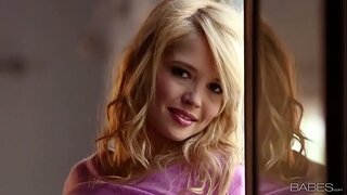 Gái xinh - ĐẦY sức sống Tiffany Fox