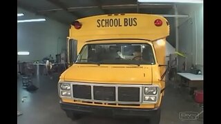 Sexy teen manome pov firaisana ara-nofo am-bava