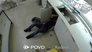 Big dick iifayile kwi ziqinile brunette pussy