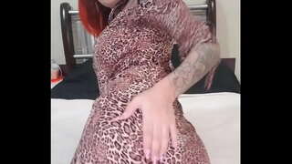 TATTOOED FÖLL PÅ INTERNET